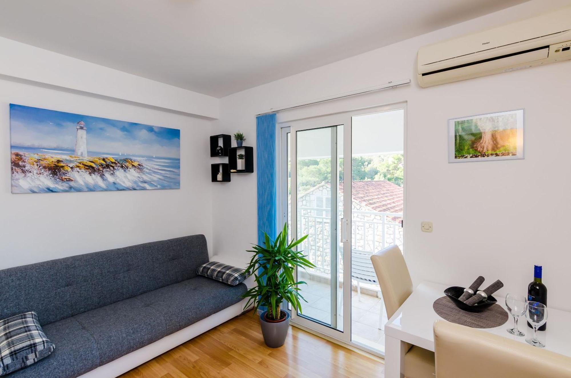 Apartments Lorena Mljet Pomena Exterior photo