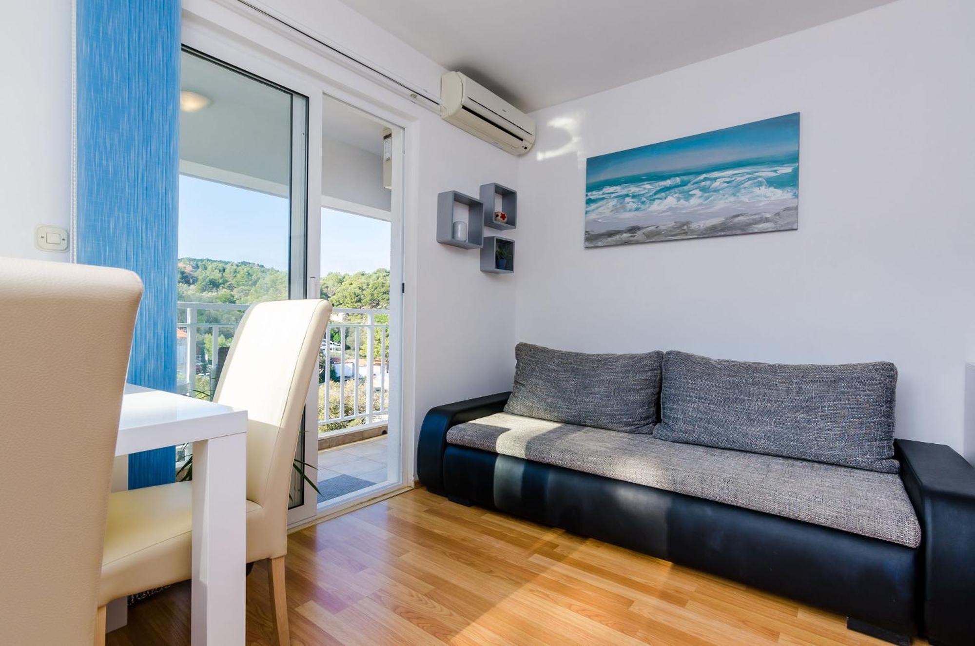 Apartments Lorena Mljet Pomena Exterior photo